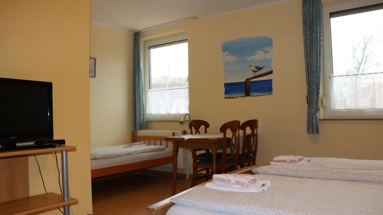Logia Hotel Garni Нойхарлингерзийл Екстериор снимка